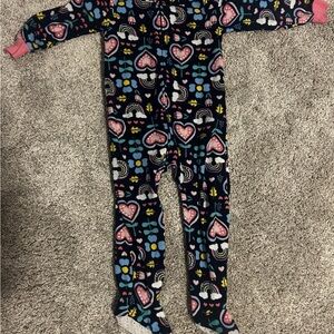Girls Rainbow and hearts child One Piece footie Pajama’s size 3t NWOT